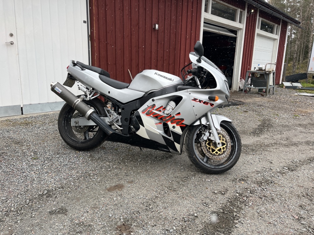 Kawasaki ZX 600 F 1997 | PS Auction