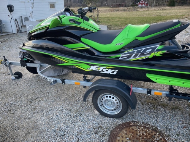 1144299-8 Kawasaki Ultra 310R with trailer - 2020