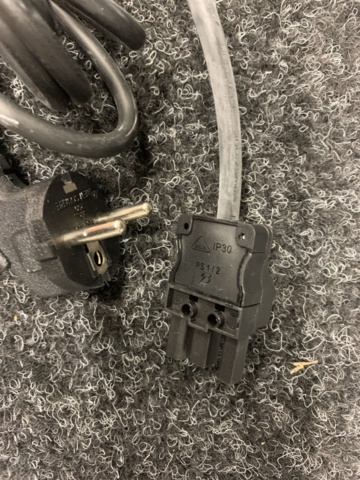 1190890-6 4 spotlights Fagerhult 35W