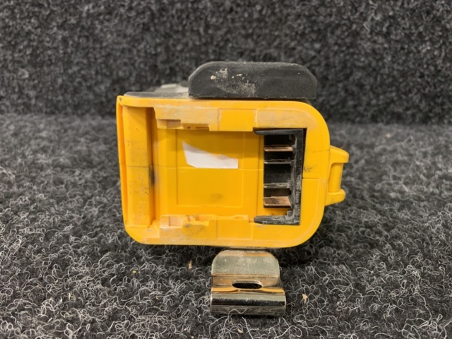 1190811-6 Impact screwdriver DeWalt DCF887