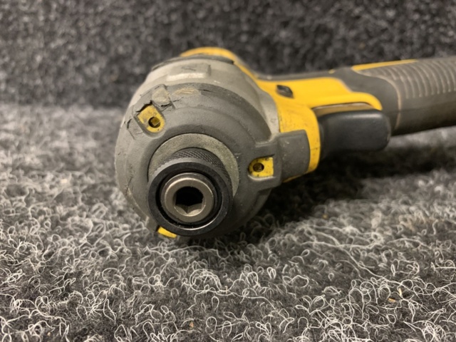 1190811-7 Impact screwdriver DeWalt DCF887