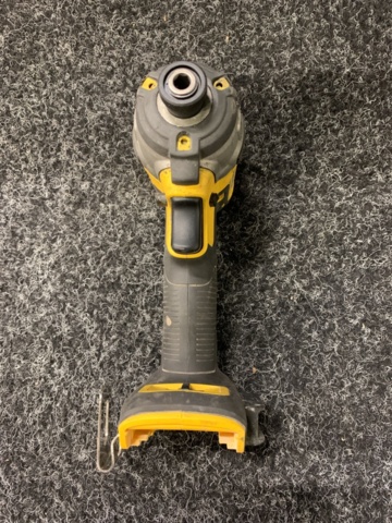 1190811-8 Impact screwdriver DeWalt DCF887