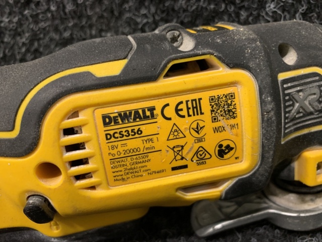 1190818-5 Multitool DeWalt DCS356