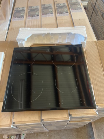 1121750-3 2st Nya Glashälls spisar Electrolux HOC620B