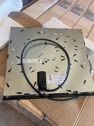 1121750-4 2st Nya Glashälls spisar Electrolux HOC620B