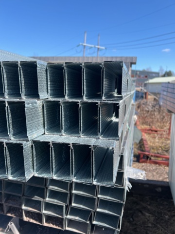 1121758-5 Sheet metal studs