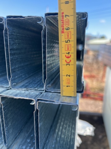 1121758-6 Sheet metal studs