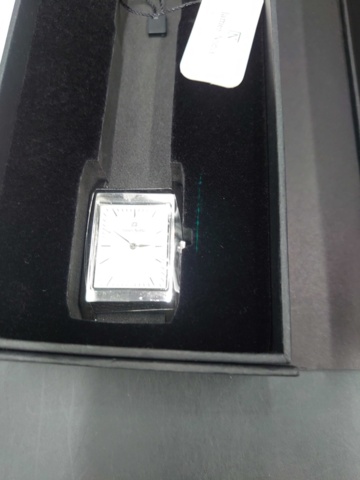 1193443-7 4 James Noble Classic watch with 8 bracelets - men