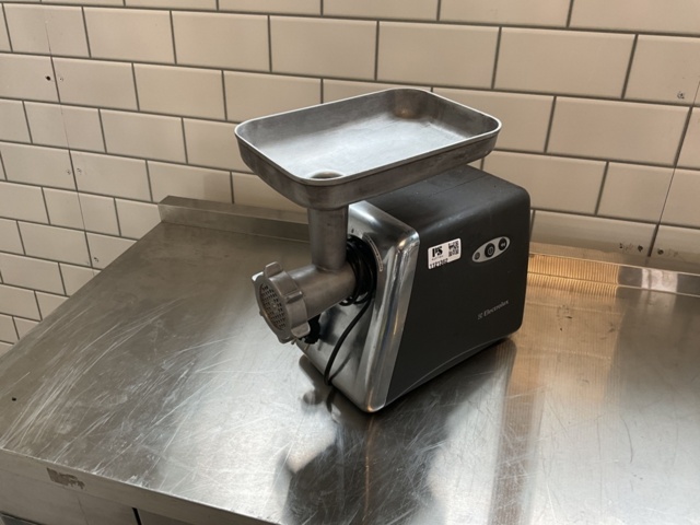 1121362-1 Electrolux meat grinder