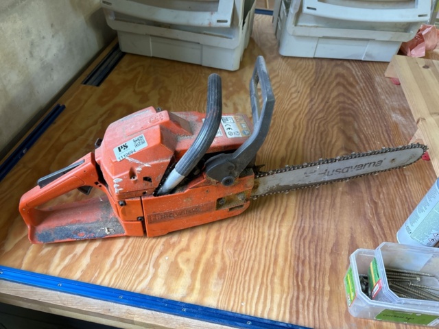 1110694-1 Husqvarna 55 chainsaw