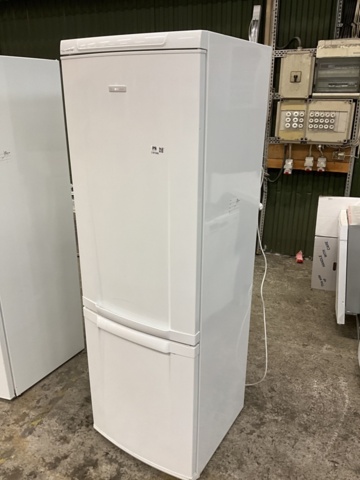 1121406-2 Fridge/Freezer Electrolux