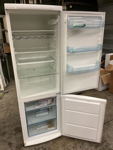 1121406-4 Fridge/Freezer Electrolux
