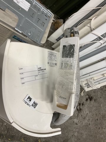 1121411-3 Air source heat pump Daikin 2017