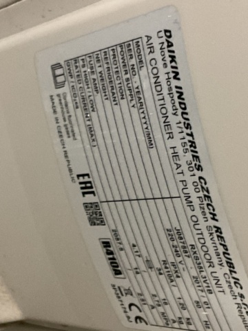 1121411-6 Air source heat pump Daikin 2017