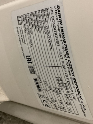 1121411-7 Air source heat pump Daikin 2017