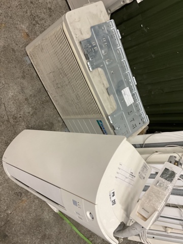 1121411-8 Air source heat pump Daikin 2017