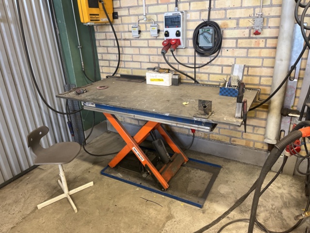 1078853-1 Lift table 1000kg Edmo lift 90x180