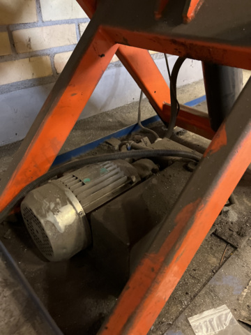 1078853-3 Lift table 1000kg Edmo lift 90x180