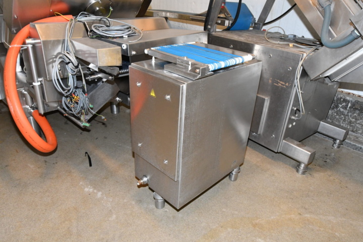 1193642-5 WEBER Slicer CCS902 MCS with input