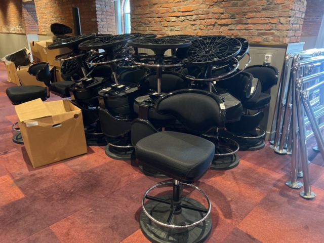 1177534-1 Spinning chairs about 30 - Patir 713 Series