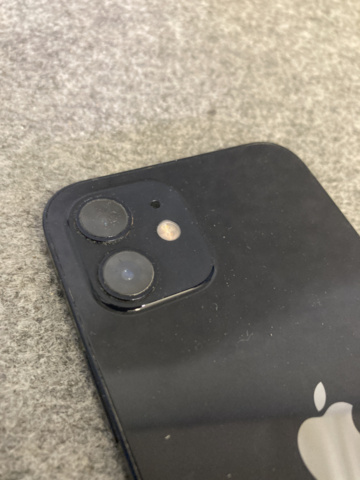 1055192-7 Apple iPhone 11 64 GB Reparationsobjekt