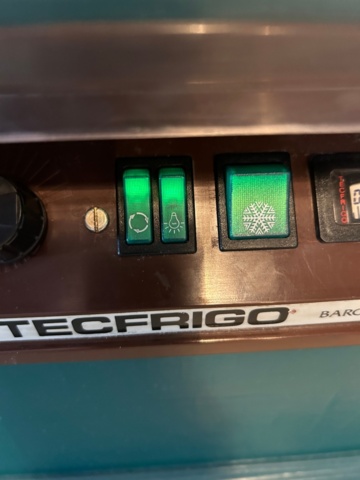 1144330-6 Roterande displaykyl Tecfrigo Barocca 500