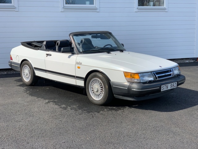 1137459-2 Saab 900 Turbo Convertible - 1988