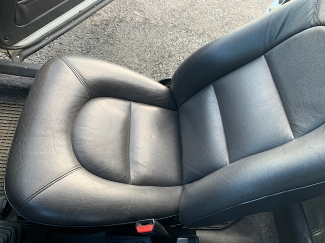 1137459-24 Saab 900 Turbo Convertible - 1988