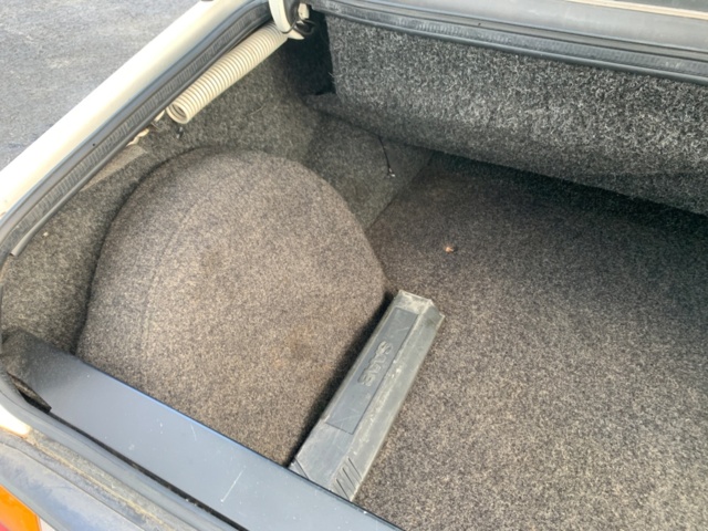 1137459-39 Saab 900 Turbo Convertible - 1988