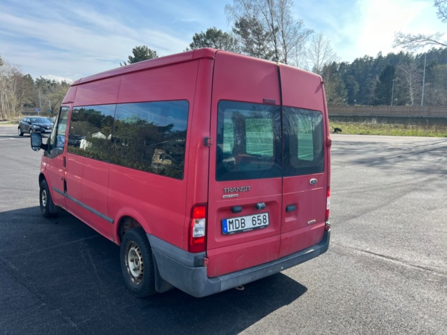 985396-3 Ford Transit T300 2.2 TDCi 140hp, -12 "9-seater"