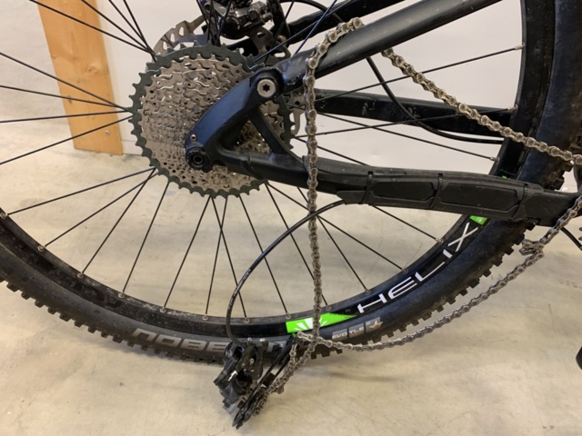 1068210-4 MTB Merida One-Twenty 9.1000 27"