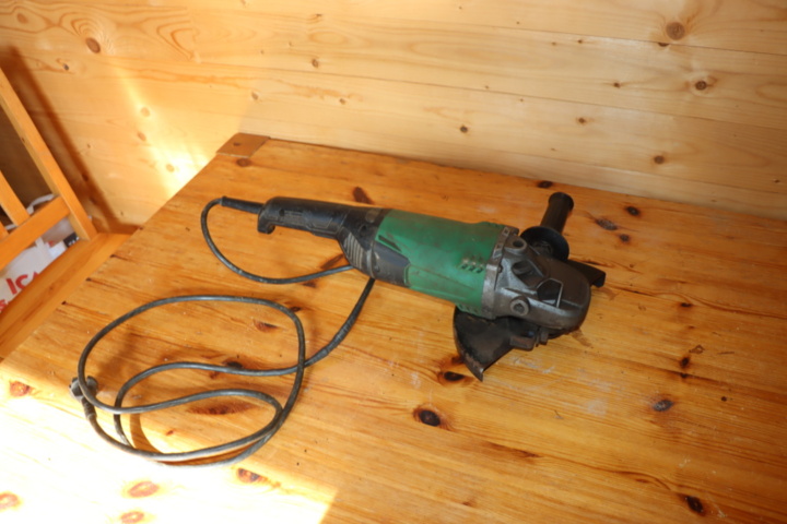 1173563-4 Hitachi G 23ST Angle grinder