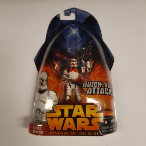 1199893-19 Lot of Star Wars action figures from 2005 in unbroken packaging.