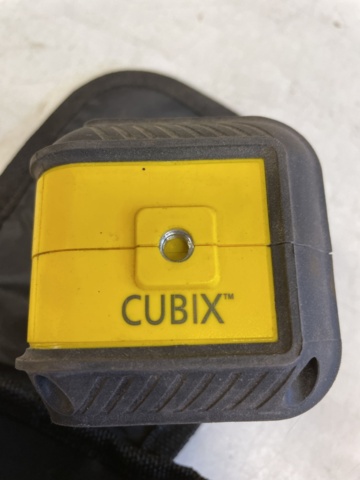 999320-11 Cruise laser Stanley Cubix with table mount