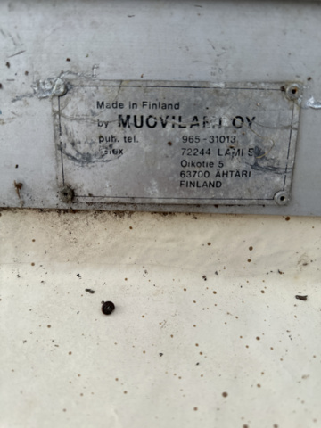 1197720-9 Plastic boat