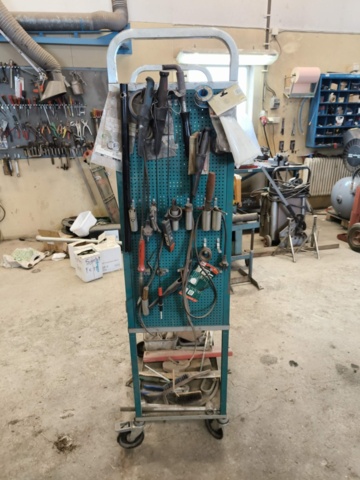 1129193-5 Verktygsskåp med Innehåll