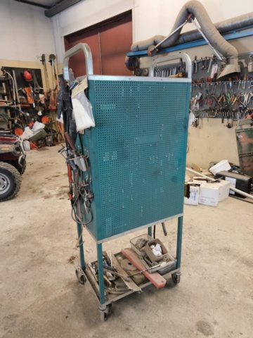 1129193-7 Verktygsskåp med Innehåll