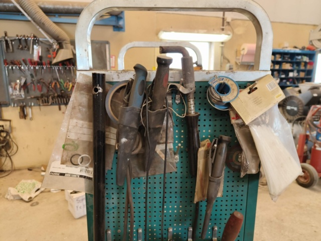 1129193-19 Verktygsskåp med Innehåll