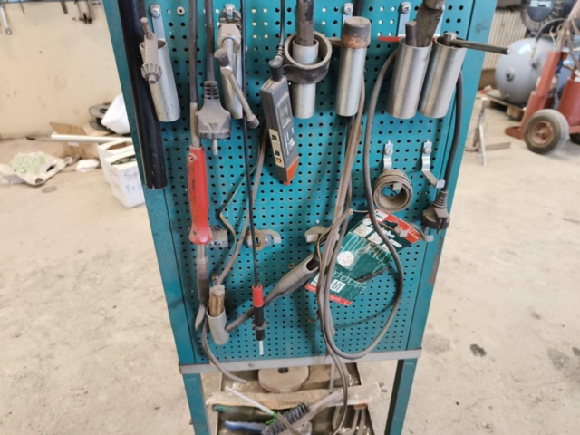 1129193-21 Verktygsskåp med Innehåll