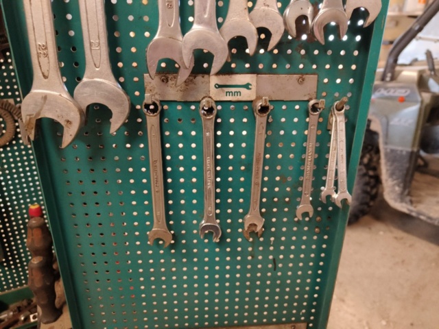 1129193-30 Verktygsskåp med Innehåll