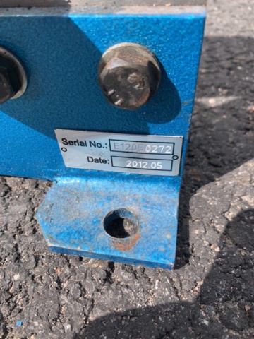 1035516-3 Bench model sheet metal scissors