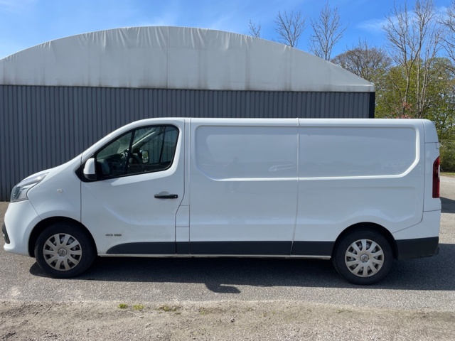 461956-2 Nissan NV300 Skåpbil 2.9t -2019