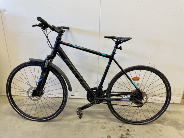 999324-1 Bike Focus Crater Lake