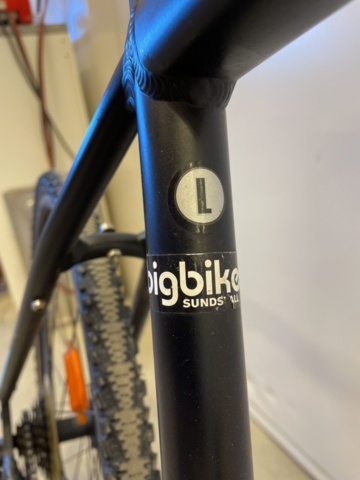 999324-7 Bike Focus Crater Lake