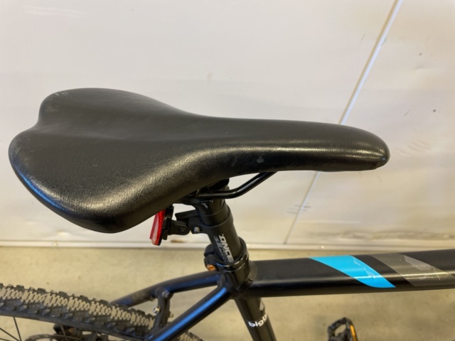 999324-8 Bike Focus Crater Lake