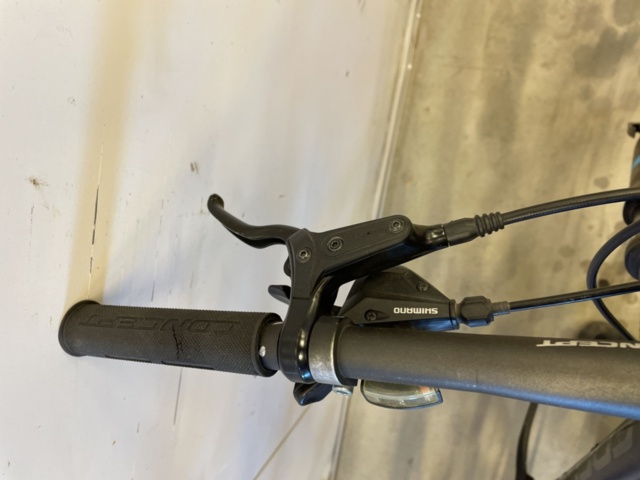 999324-12 Bike Focus Crater Lake