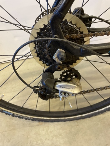 999324-17 Bike Focus Crater Lake