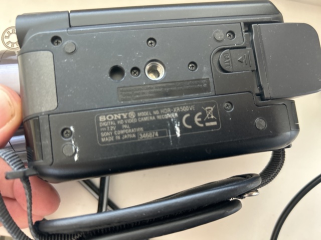 1192544-3 Sony HDR-XR 500vs camcorder