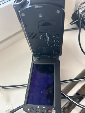 1192544-7 Sony HDR-XR 500vs camcorder