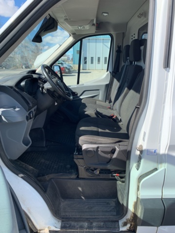 1068224-28 Ford Transit 350 2.2 TDCi AWD -2015
